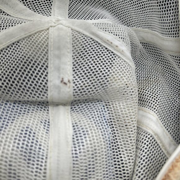 Vintage Volkswagen Mesh Short Brim Adjustable White And Blue Hat, with Pompom - Picture 9 of 9